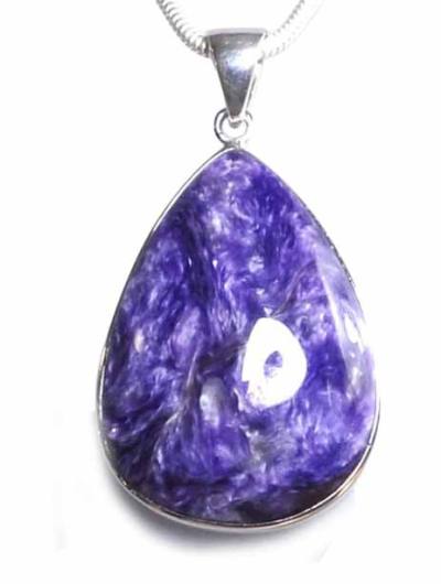 Charoit Tropfen violett Edelstein Cabochon Ketten Anhänger 925er Silber gefasst