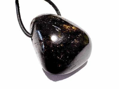 Turmalin braun bronze Dravit Trommelstein Edelstein Anhänger gebohrt