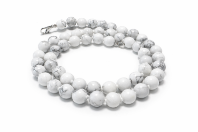 Magnesit weiß geknotet Edelstein Kette 50 cm