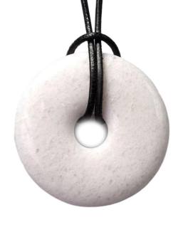 Schneequarz Milchquarz aus Bayern Deutschland Donut mit Lederband